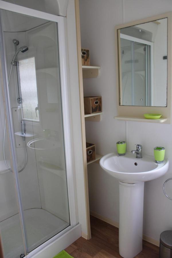 Mobil-Home Spatieux 8Pers - Brume แซ็งต์-จูเลียง-อ็อง-บอร์ง ภายนอก รูปภาพ
