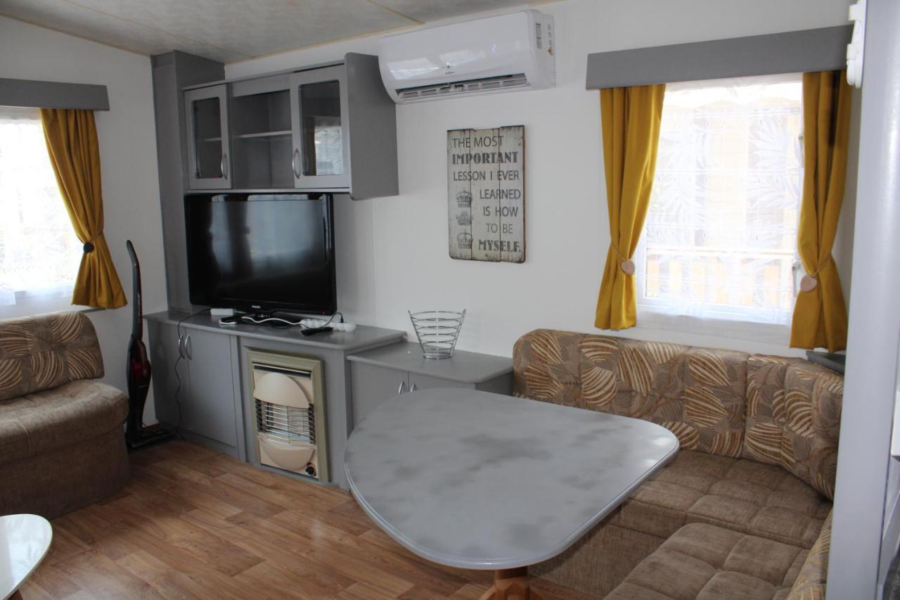 Mobil-Home Spatieux 8Pers - Brume แซ็งต์-จูเลียง-อ็อง-บอร์ง ภายนอก รูปภาพ