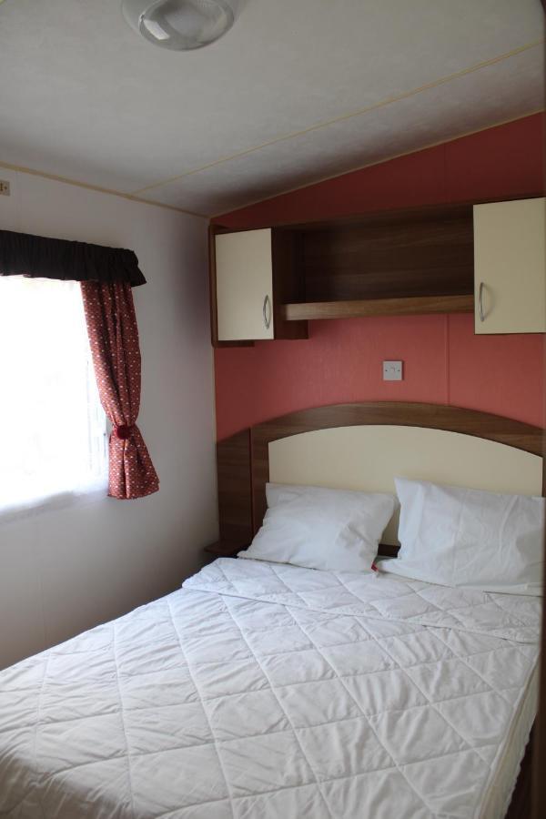 Mobil-Home Spatieux 8Pers - Brume แซ็งต์-จูเลียง-อ็อง-บอร์ง ภายนอก รูปภาพ